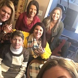 Meet your Posher, Casey